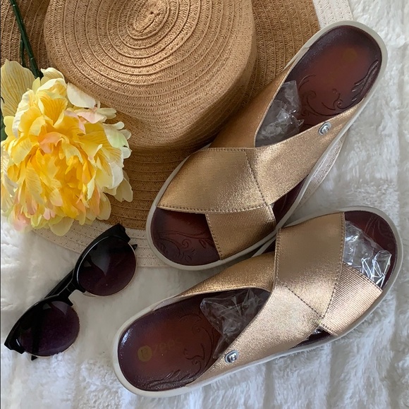 Bzees Shoes - BZEES “DESIRE” Rose Gold color sandal slide 8 1/2M